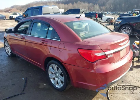 2014 Chrysler 200 Touring из США, поврежденный, VIN 1C3CCBBB6EN153463